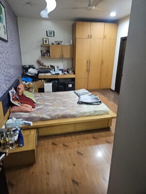 Bedroom in 4 BHK Builder Floor at Sector 56 – for Rent