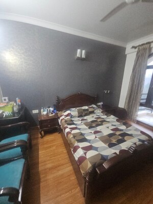 Bedroom in 4 BHK Builder Floor at Sector 56 – for Rent