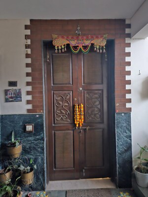 Furnished Amenities in 4 BHK Builder Floor at Sector 56 – for Rent