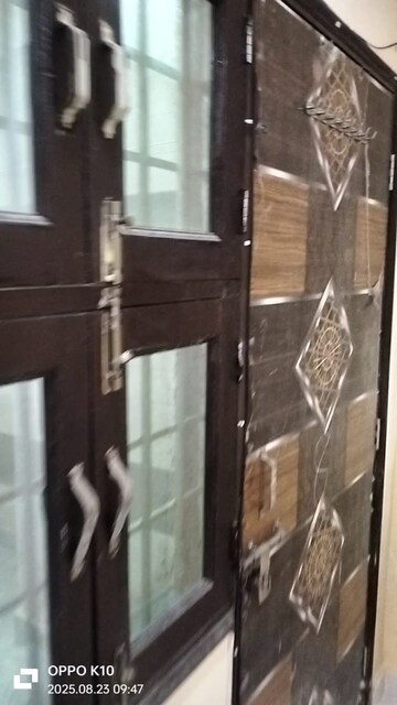 Furnished Amenities in 2 BHK Independent House at RWA Apartments Sector 70, Sector 70 – for Rent