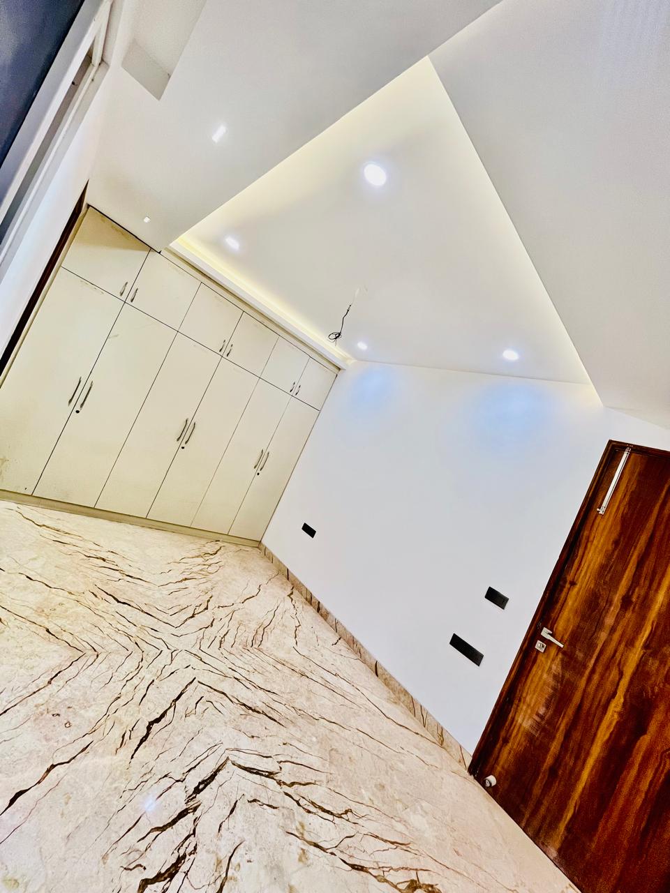 3 BHK + Pooja Room Builder Floor For Rent in Sushant Lok I