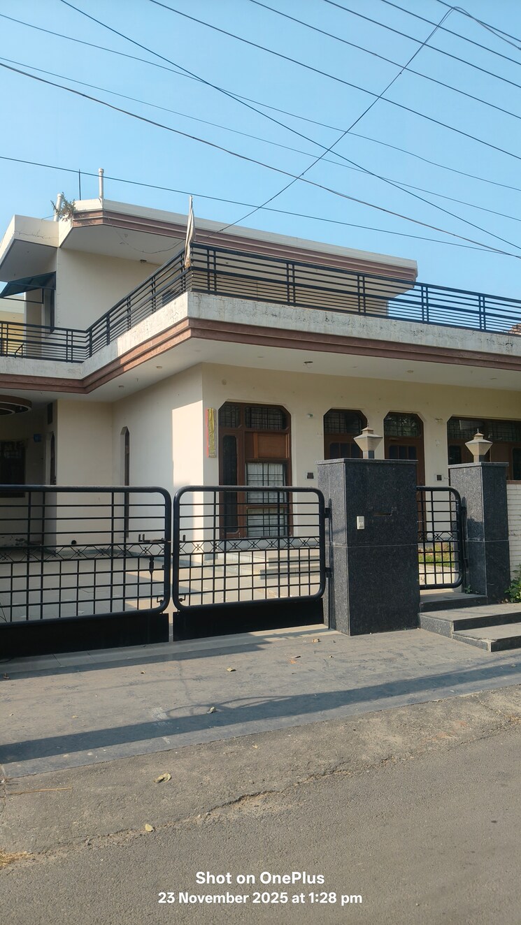 Exterior View, sector 2 3.5 Bedroom 358 Sq.Yd. Independent House In Sector 2 Panchkula 9522310
