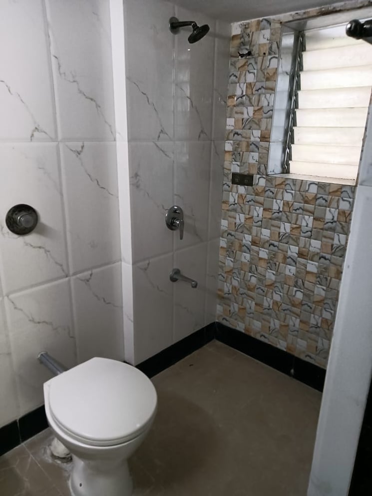 Bathroom, andheri west 2 Bedroom 670 Sq.Ft. Apartment In Andheri West Mumbai 9522325