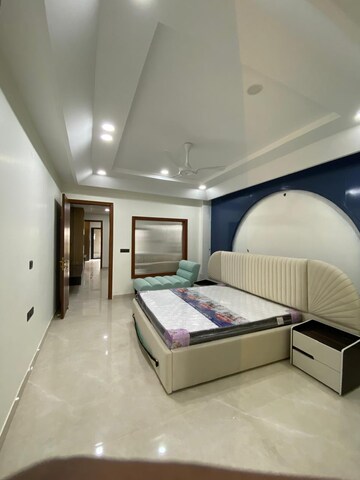 Bedroom in 4 BHK Builder Floor at TDI The Grand Retreat, Sector 88 – for Sale