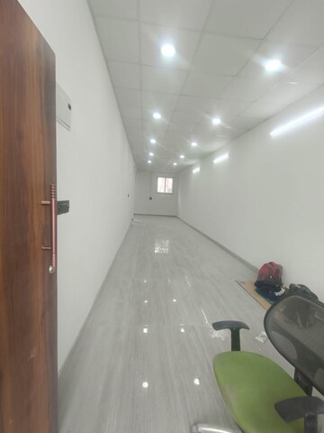 Building Lobby in 6 BHK Villa at RWA Apartments Sector 70, Sector 70 – for Rent