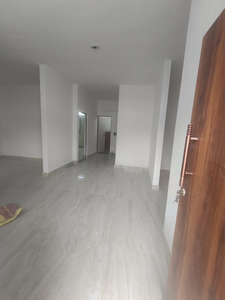 Room, rwa-apartments-sector-70 6 Bedroom 5000 Sq.Ft. Villa In Sector 70 Noida 9522338