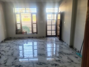 Room in 3 BHK Independent House at Sahastradhara – for Rent