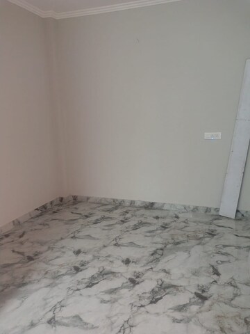 Room in 3 BHK Independent House at Sahastradhara – for Rent