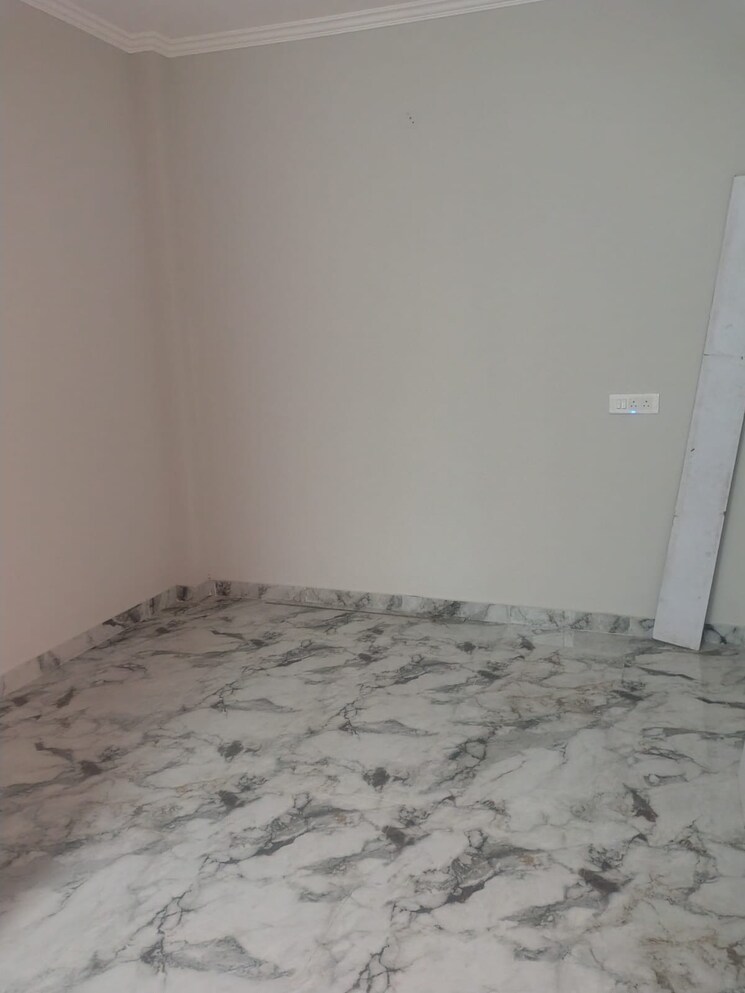 Room, sahastradhara 3 Bedroom 1800 Sq.Ft. Independent House In Sahastradhara Dehradun 9522331