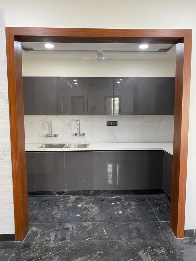 Kitchen, tdi-the-grand-retreat 4 Bedroom 550 Sq.Yd. Builder Floor In Sector 88 Faridabad 9522305