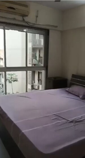 Bedroom in 2 BHK Apartment at Chembur – for Rent