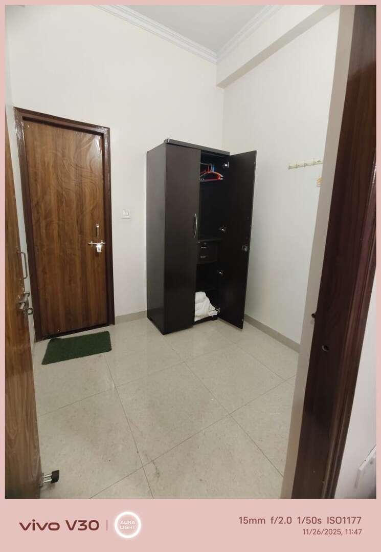 Room, gomti nagar 2 Bedroom 3100 Sq.Ft. Independent House In Gomti Nagar Lucknow 9522375