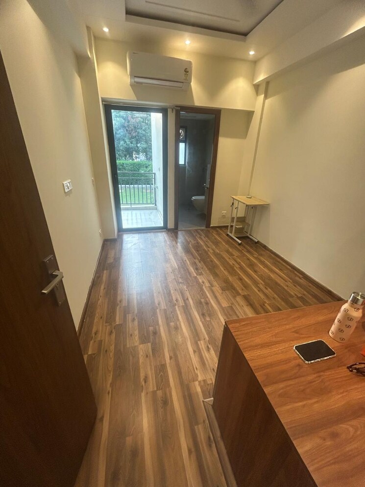 Kitchen, suncity-vatsal-valley 2 Bedroom 1130 Sq.Ft. Builder Floor In Gwal Pahari Gurgaon 9522425