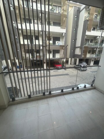 Balcony in 2 BHK Builder Floor at Suncity Vatsal Valley, Gwal Pahari – for Sale