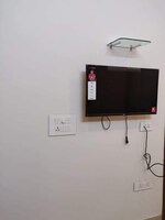 1 Rk  + Extra Room 228 Sq.Ft. Builder Floor in Sector 46