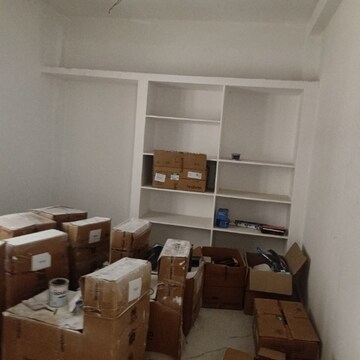 Room in 4 BHK Independent House at Rameshwar Banda – for Sale