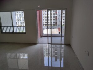 Room in 2 BHK Apartment at Godrej Elements, Hinjewadi – for Rent
