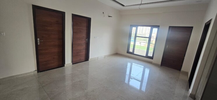 Room, high ground 3 Bedroom 1900 Sq.Ft. Builder Floor In High Ground Zirakpur 9522446