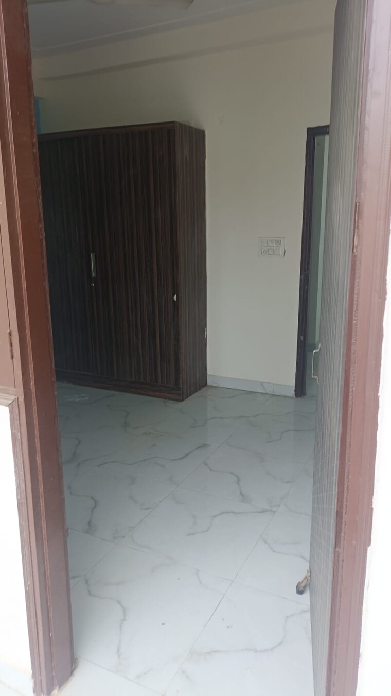 Bathroom, sector 45 2 Bedroom 900 Sq.Ft. Builder Floor In Sector 45 Gurgaon 9522490