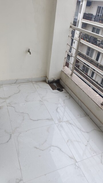 Balcony in 2 BHK Builder Floor at Sector 45 – for Rent