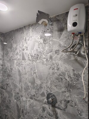 Parking in 2 BHK Apartment at Bandra West – for Rent