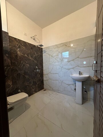 Bathroom in 3 BHK Villa at SS Modern City, Central Kharar – for Sale