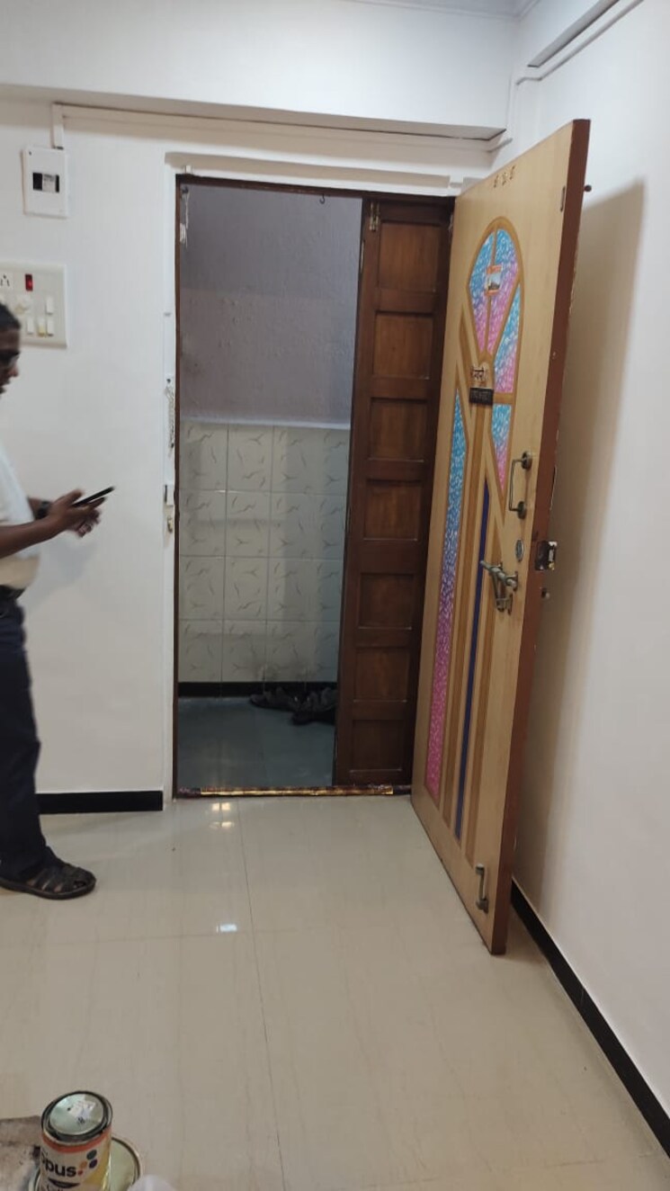 Bathroom, shubh-kamana-chs 1 Bedroom 400 Sq.Ft. Apartment In Bhandup East Mumbai 9522538