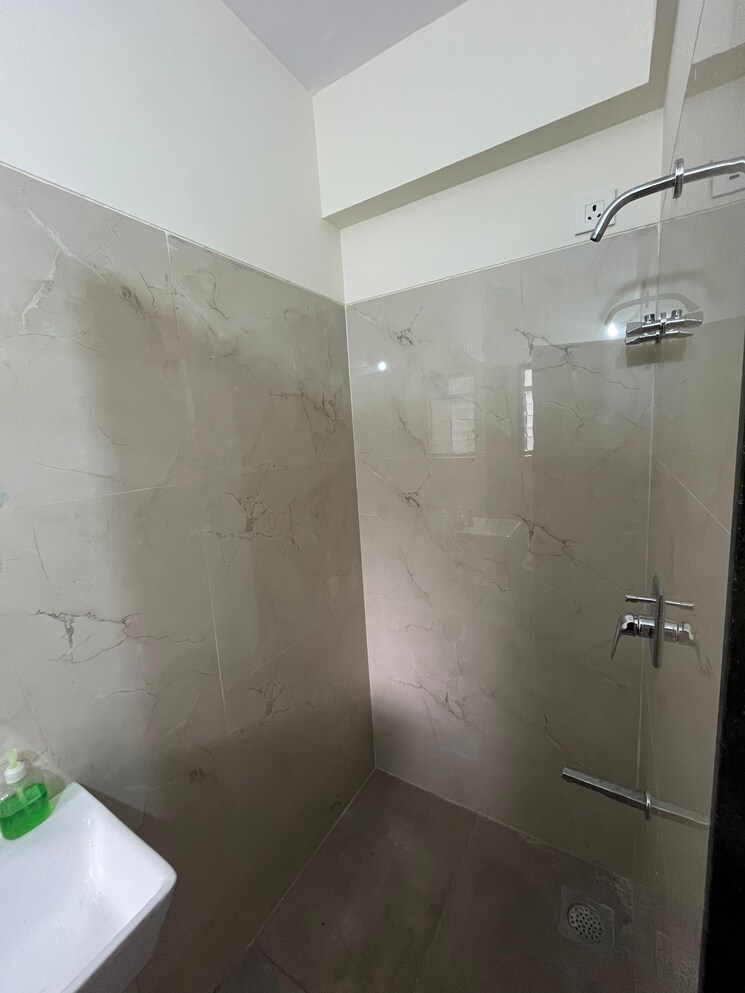 Bathroom, prameya-code-137 2 Bedroom 650 Sq.Ft. Apartment In Mahim West Mumbai 9522512
