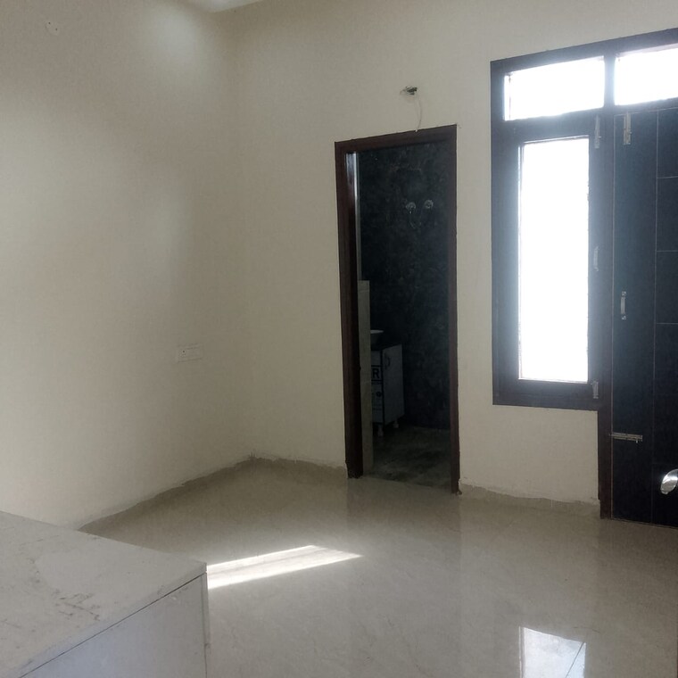 Room, dhakoli 3 Bedroom 1100 Sq.Ft. Builder Floor In Dhakoli Zirakpur 9522533