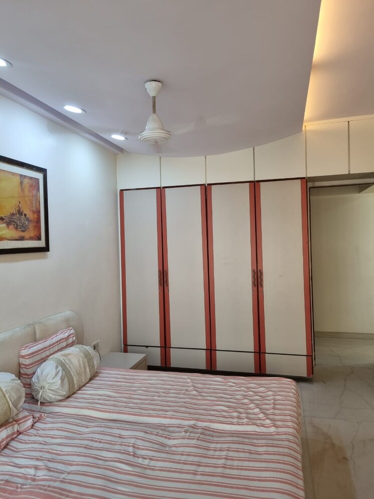 Room, movie-tower 2 Bedroom 700 Sq.Ft. Apartment In Andheri West Mumbai 9522606