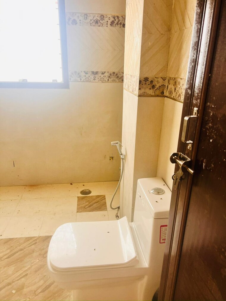 Bathroom, gomti nagar 6 Bedroom 3500 Sq.Ft. Independent House In Gomti Nagar Lucknow 9522685