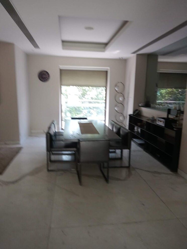 Living Room, vasant vihar 3 Bedroom 600 Sq.Yd. Builder Floor In Vasant Vihar Delhi 9522709