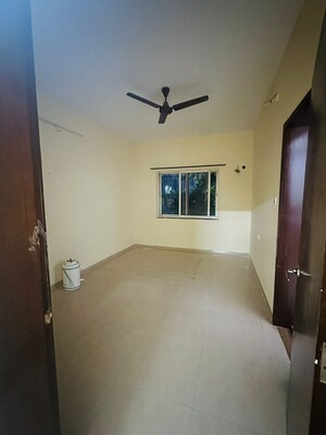 Room in 3 BHK Villa at Purple Cloud 9, Nibm Annexe – for Rent