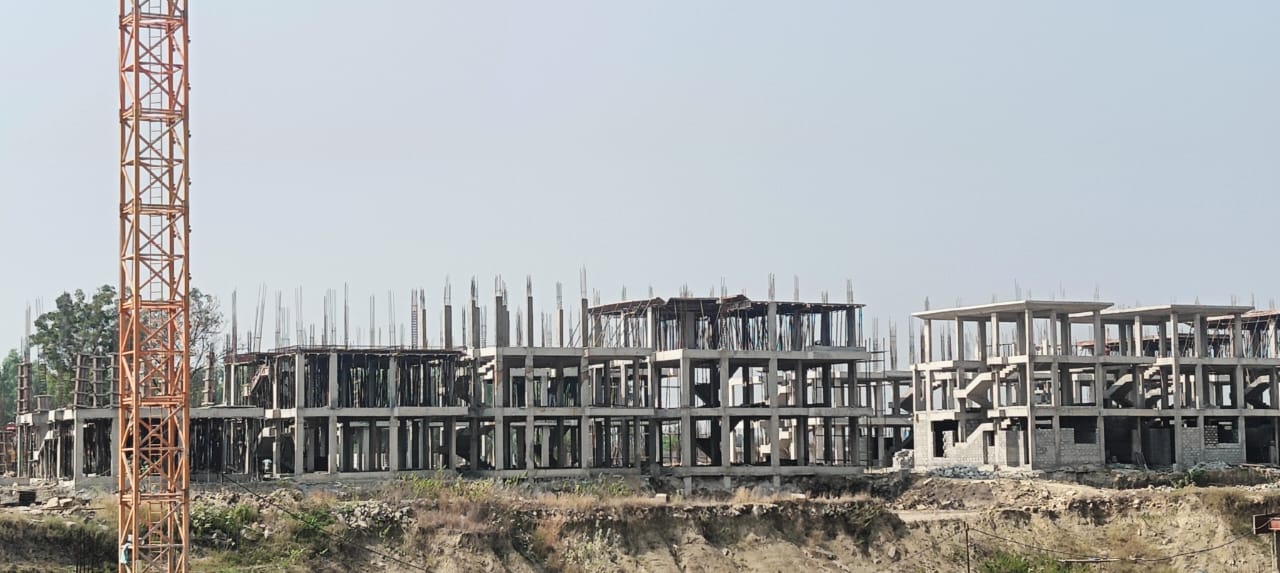 4 BHK 2800 Sq.Ft. Villa in Aaditri Empire Royal Villas