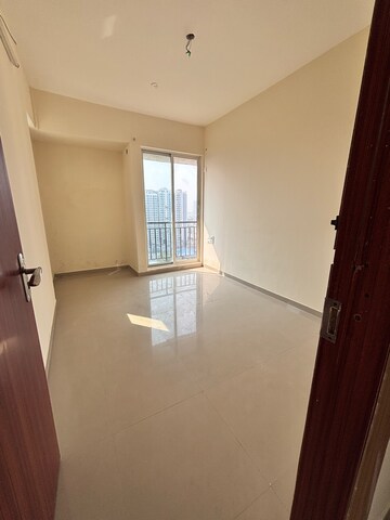 Room in 2 BHK Apartment at Tanvi Eminence I, Kashimira – for Rent