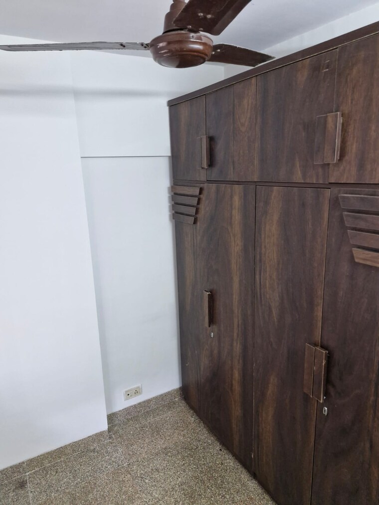 undefined, vrindavan-chs-malad-east 1 Bedroom 600 Sq.Ft. Apartment In Malad East Mumbai 9522755