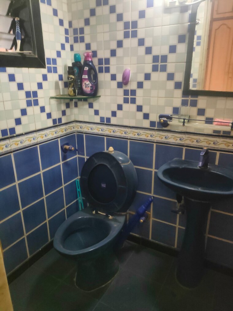 Attached Bathroom, damji-shamji-shah-mahavir-classik 2 Bedroom 1119 Sq.Ft. Apartment In Powai Mumbai 9522986