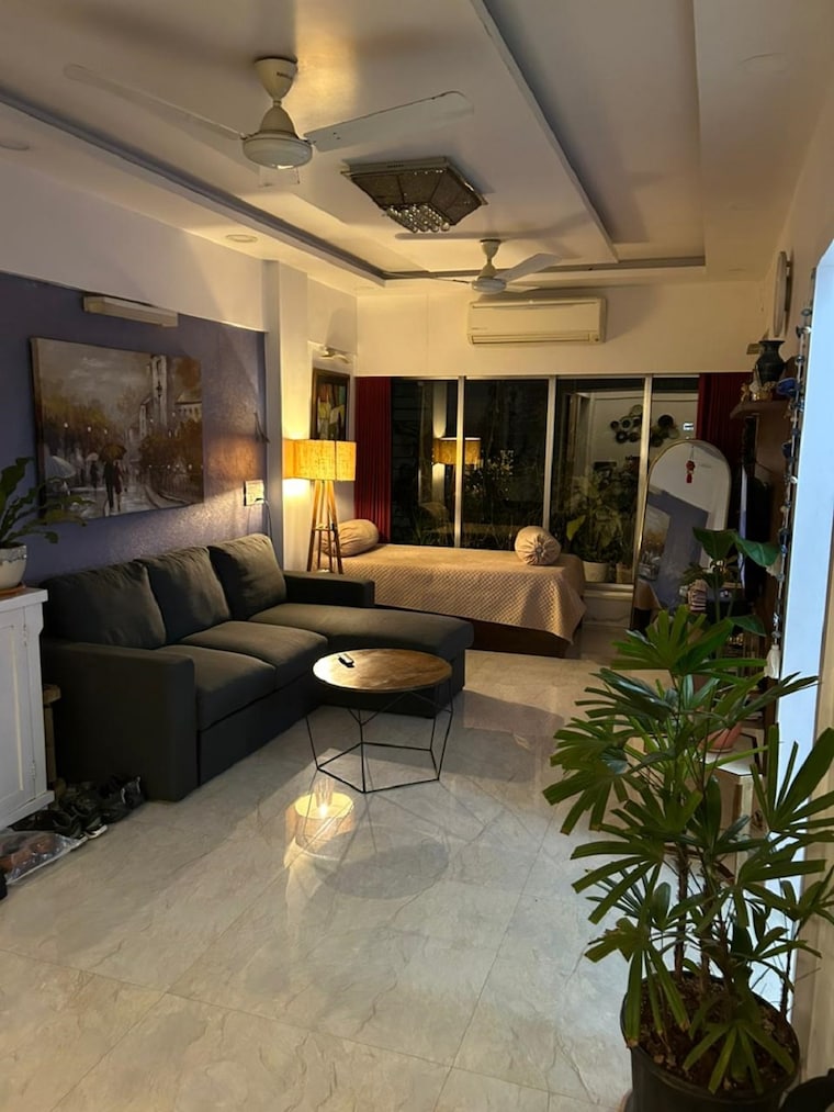 Living Room, bandra west 1 Bedroom 500 Sq.Ft. Apartment In Bandra West Mumbai 9523025