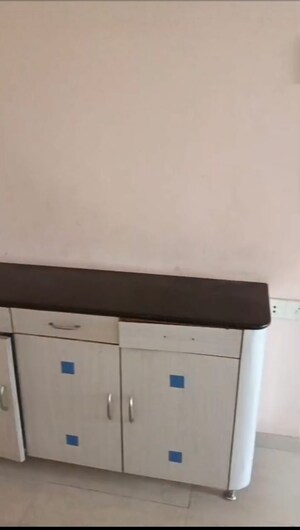 Furnished Amenities in 2 BHK Apartment at Blue Bell Chembur, Chembur – for Rent