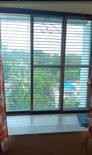 Room in 2 BHK Apartment at Blue Bell Chembur, Chembur – for Rent