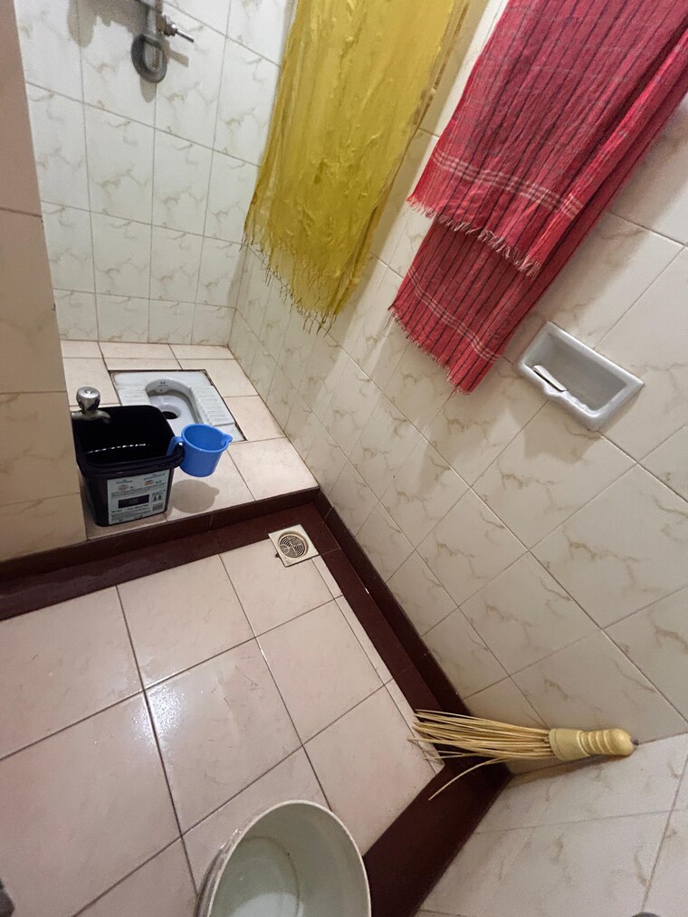 Bathroom, vrindavan-chs-malad 2 Bedroom 1050 Sq.Ft. Apartment In Malad East Mumbai 9523090