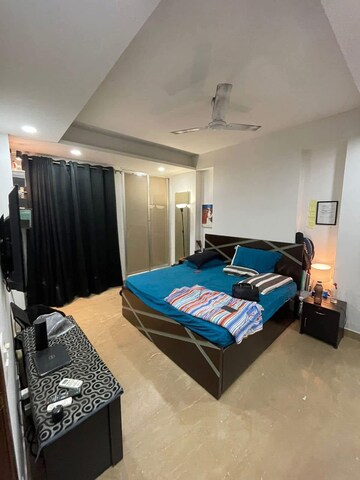 Bedroom in 1 BHK Builder Floor at Chattarpur – for Rent