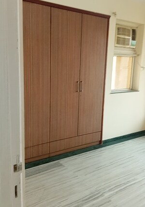 Room in 3 BHK Apartment at Hiranandani Estate Spenta, Ghodbunder Road – for Sale