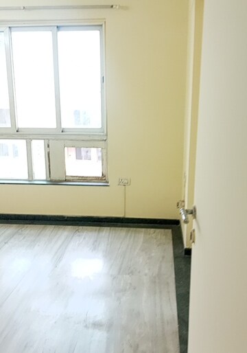 Room in 3 BHK Apartment at Hiranandani Estate Spenta, Ghodbunder Road – for Sale