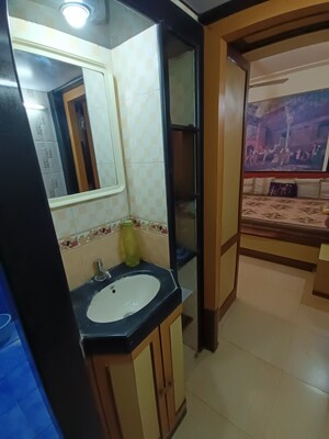 Bathroom in 1 BHK Apartment at Leela Sagar Apartments, Andheri West – for Rent
