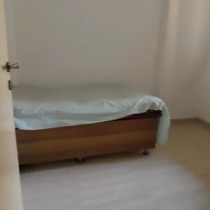 Bathroom in 2.5 BHK Apartment at Hiranandani Paloma, Hiranandani Estate – for Rent