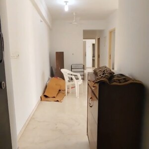 Living Room in 2.5 BHK Apartment at Hiranandani Paloma, Hiranandani Estate – for Rent