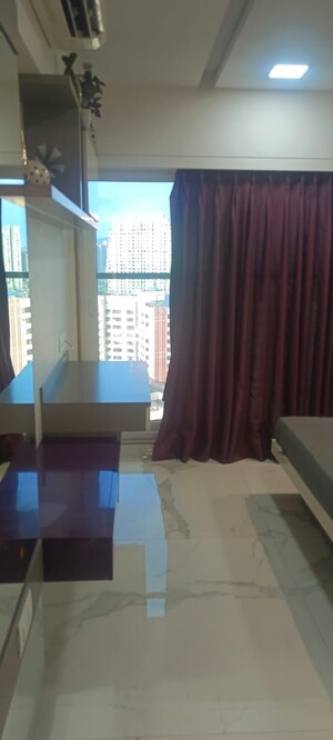 Team Area in 2 BHK Apartment at LnT Emerald Isle Phase II, Powai – for Rent