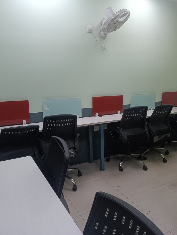 Team Area, sector 63 Commercial Office Space in IT/SEZ 1500 Sq.Ft. In Sector 63 Noida 9523303