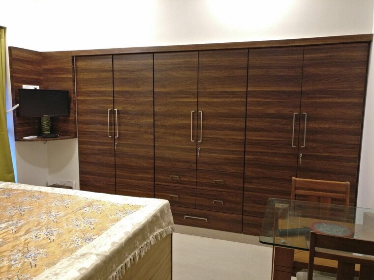 Room, k-raheja-heights 1 Bedroom 600 Sq.Ft. Apartment In Malad East Mumbai 9523351